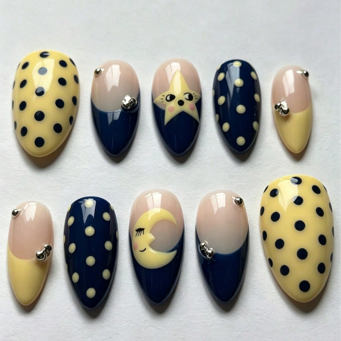 Nail Art Maroon - 10 Adet Viral Kawaii Yıldız Ay